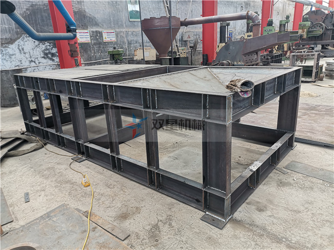 <a href='http://oaphp.cn/psxl/4.html' target='_blank'><span>廢鋼破碎機(jī)</span></a>廠家生產(chǎn)車間